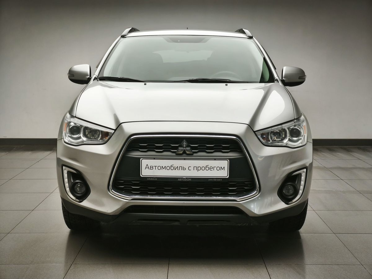 Автомобиль Mitsubishi ASX I [рестайлинг] 1.8 CVT (140 л.с.) Instyle Серебристый 2014 с пробегом 113 010 км
