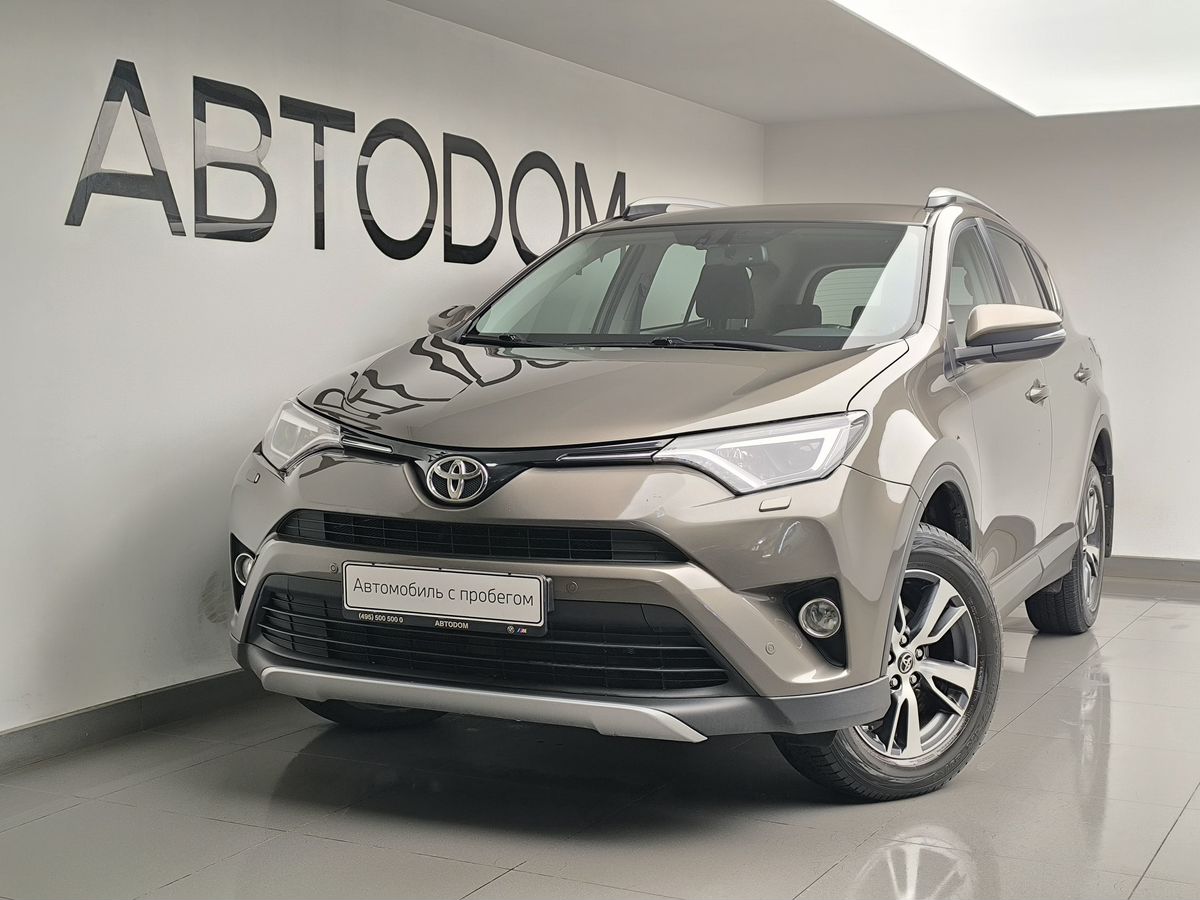 Автомобиль Toyota RAV4 IV (XA40) [рестайлинг] 2.2d AT 4WD (150 л.с.) Комфорт плюс Коричневый 2019 с пробегом 96 550 км