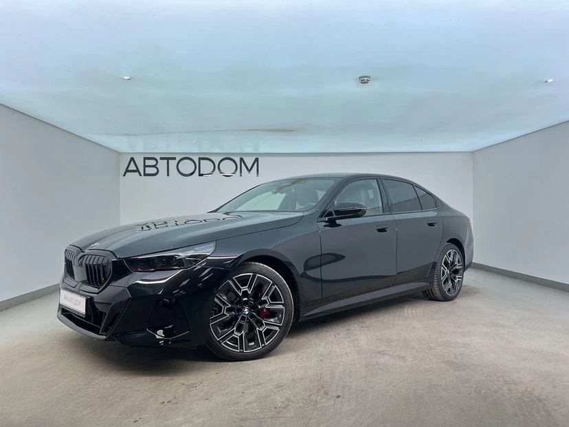 BMW 5 серии VIII поколение (G60) 2.0 AT 4WD (258 л.с.) M Sport Чёрный 2025 с пробегом 1 481 км