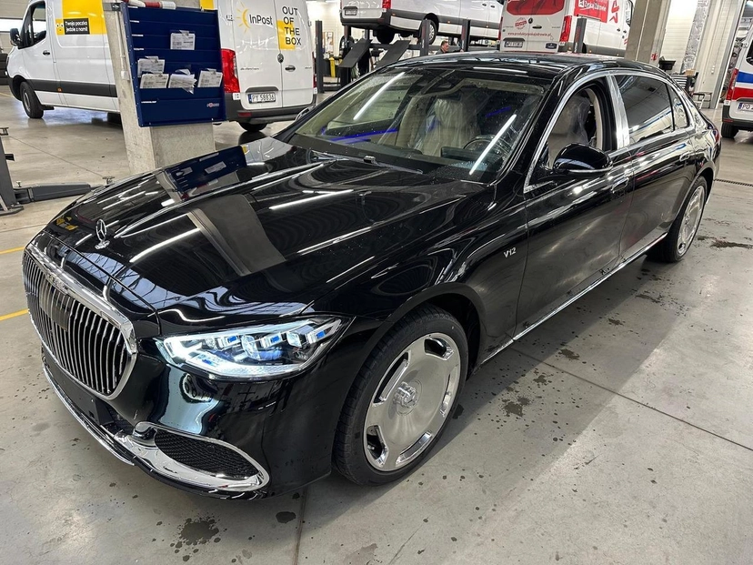 Автомобиль Mercedes-Benz Maybach S-Класс II поколение (Z223) 680 6.0 AT 4Matic (612 л.с.) S 680 Чёрный 2025