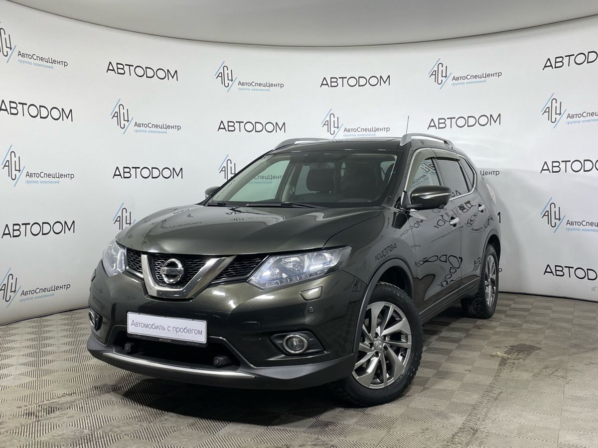 Автомобиль Nissan X-Trail III поколение (T32) 2.0 CVT 4WD (144 л.с.) LE Top Зелёный 2016 с пробегом 176 394 км