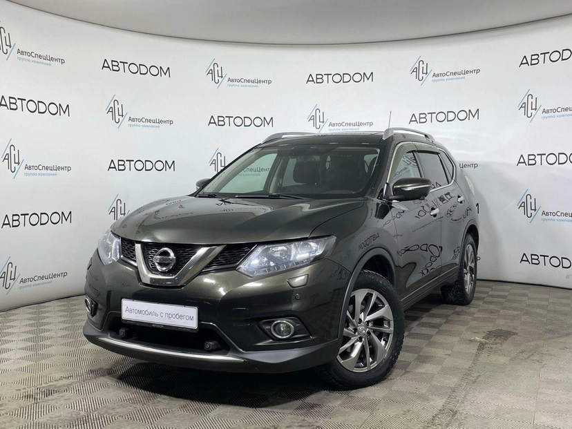 Автомобиль Nissan X-Trail III поколение (T32) 2.0 CVT 4WD (144 л.с.) LE Top Зелёный 2016 с пробегом 176 394 км