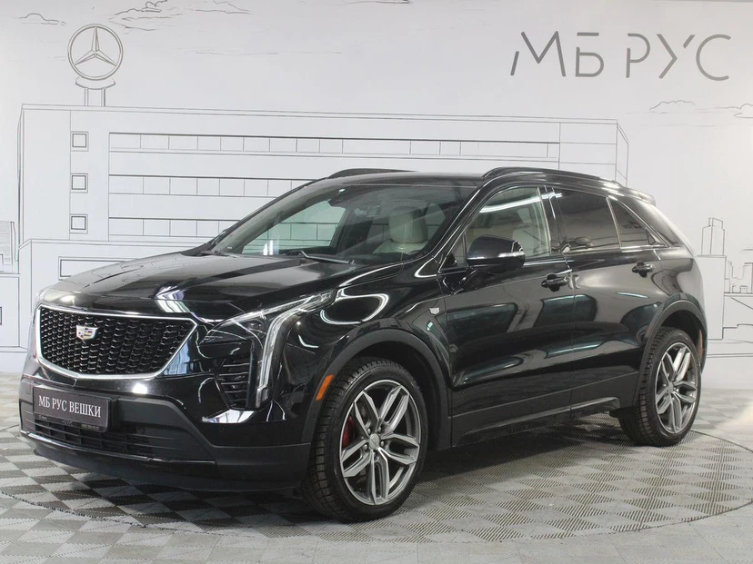 Автомобиль Cadillac XT4 I поколение 2.0 AT 4WD (200 л.с.) Sport Чёрный 2021 с пробегом 37 801 км