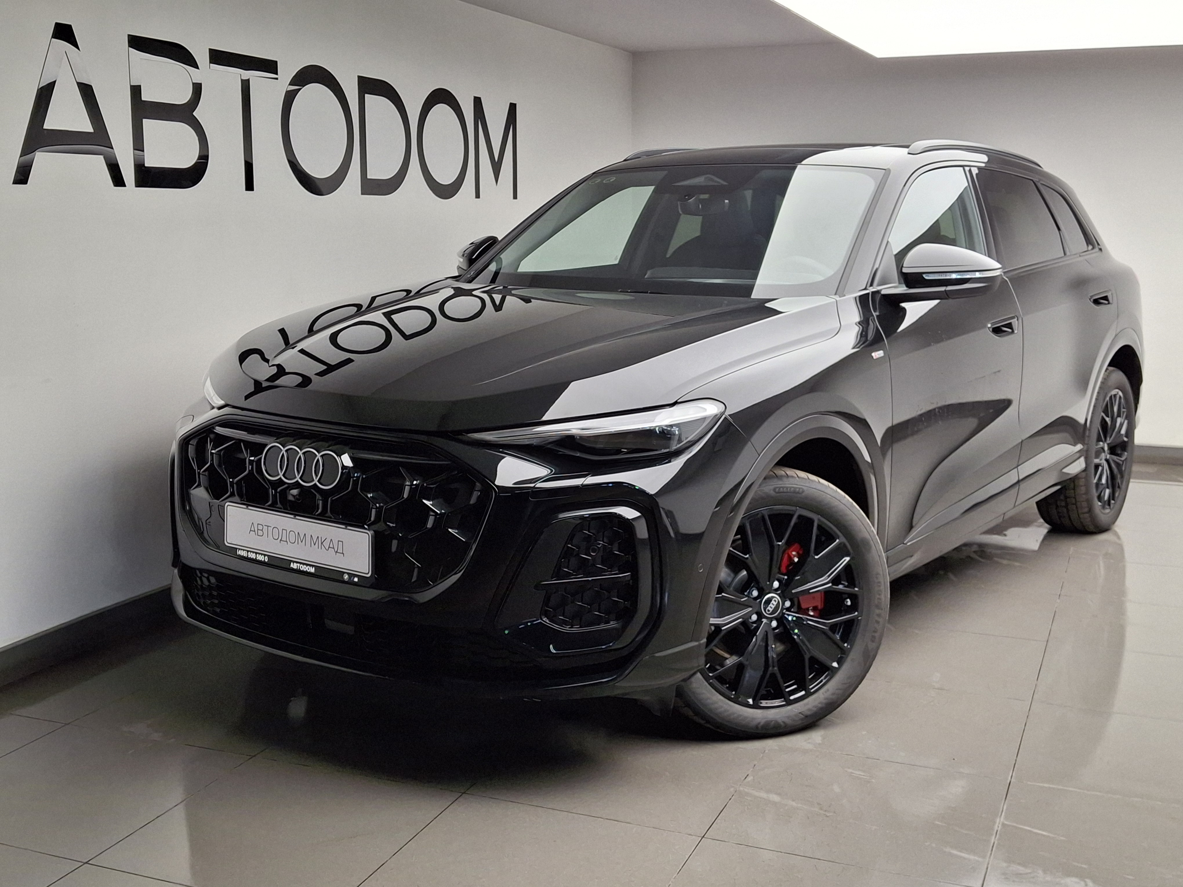 Audi Q5 III поколение (GU) 2.0 AMT 4WD (272 л.с.) Exclusive Чёрный 2026 