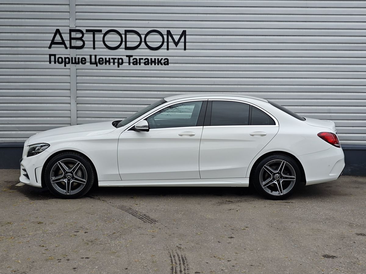 Автомобиль Mercedes-Benz C-Класс IV (W205/S205/C205) [рестайлинг] 180 1.5 AT (150 л.с.) Sport Белый 2020 с пробегом 103 729 км
