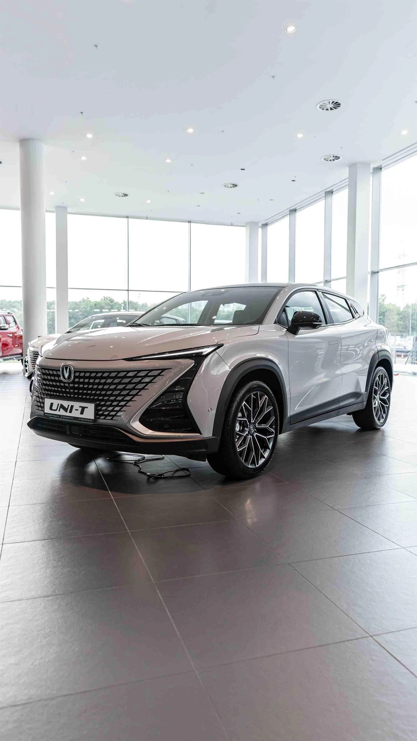 Автомобиль Changan UNI-T I поколение 1.5 AMT (167 л.с.) Tech Серый 2024