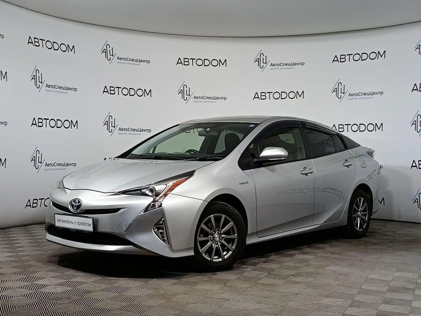 Автомобиль Toyota Prius IV поколение (XW50) 1.8hyb CVT (98 л.с.) Люкс Серый 2016 с пробегом 131 419 км