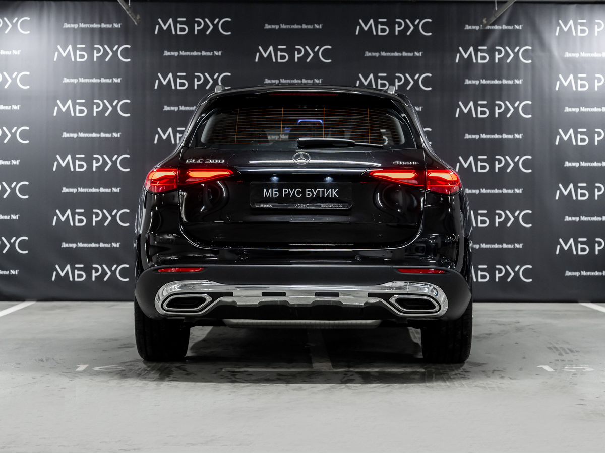 Автомобиль Mercedes-Benz GLC II поколение (X254) 2.0 AT 4Matic (258 л.с.) Base Чёрный 2025 с пробегом 1 250 км