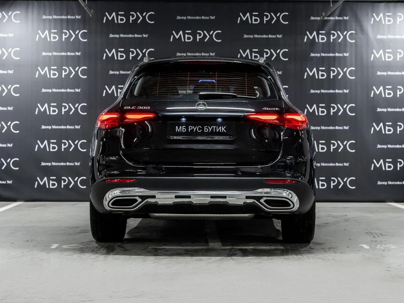 Автомобиль Mercedes-Benz GLC II поколение (X254) 2.0 AT 4Matic (258 л.с.) Base Чёрный 2025 с пробегом 1 250 км