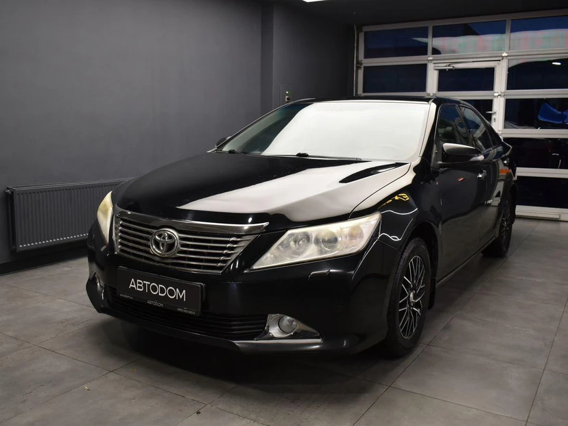 Toyota Camry VII поколение (XV50) 2.5 AT (181 л.с.) Элеганс Плюс Чёрный 2012 с пробегом 164 928 км