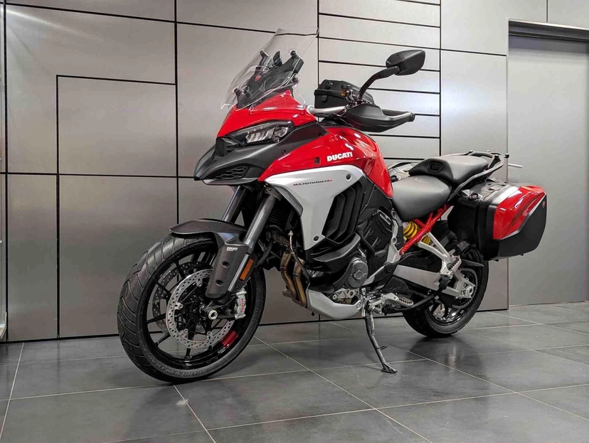 Мотоцикл Ducati Multistrada V2 I поколение Multistrada V2 Base Красный 2022 с пробегом 1 км