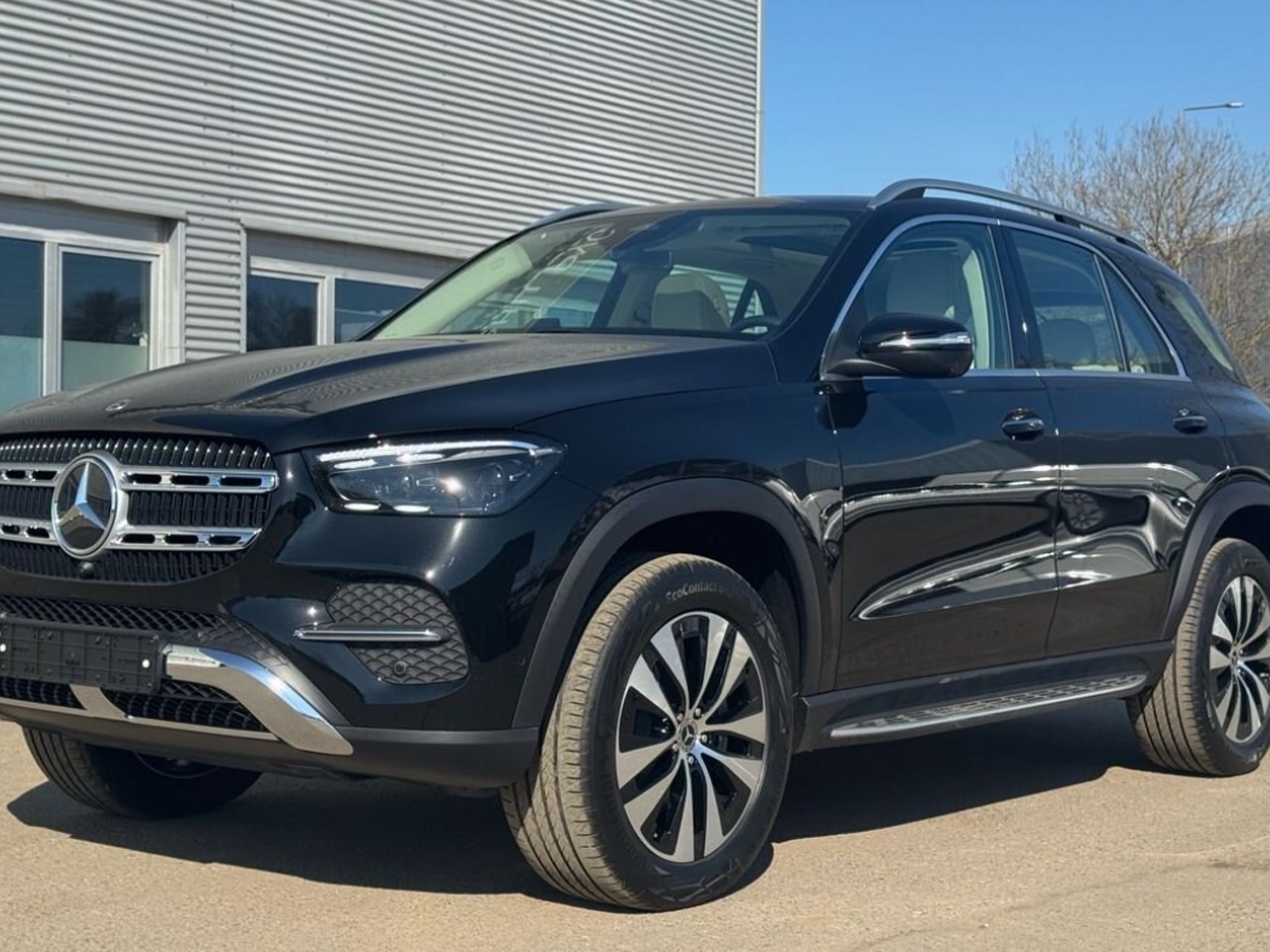 Автомобиль Mercedes-Benz GLE II (V167) [рестайлинг] 300 2.0d AT 4Matic (269 л.с.) Base Чёрный 2025 