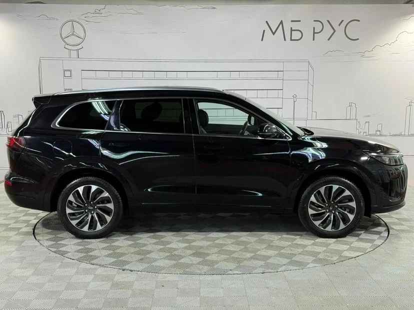 Автомобиль AITO M7 I поколение 1.5hyb AT 4WD (449 л.с.) Luxury Чёрный 2023 с пробегом 35 754 км