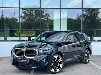 Автомобиль BMW XM I поколение 4.4hyb AT 4WD (653 л.с.) XM Черный 2023 с пробегом 98 км
