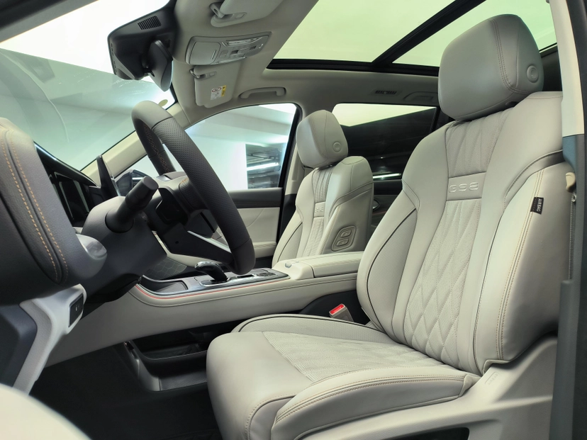 Автомобиль GAC GS8 II поколение 2.0 AT 4WD (231 л.с.) GX Premium Белый 2025