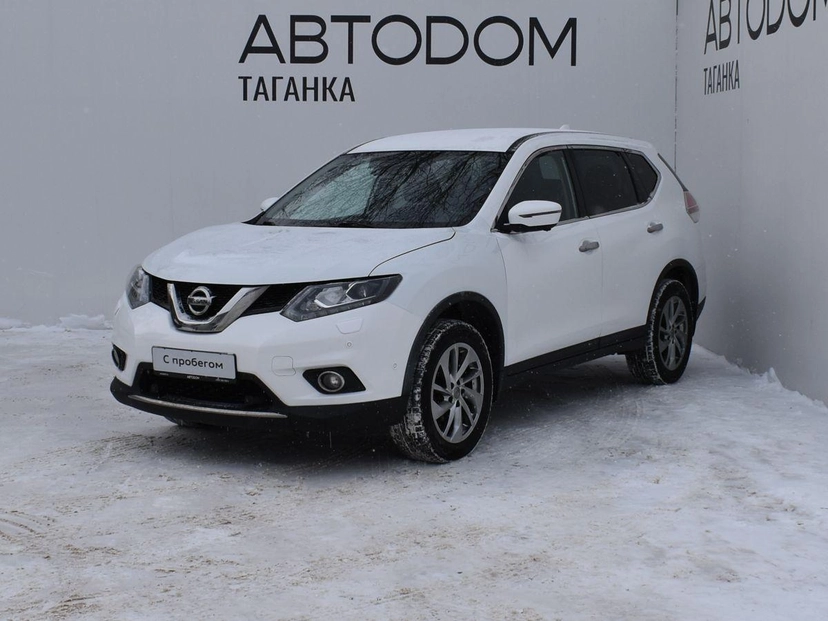 Автомобиль Nissan X-Trail III поколение (T32) 2.0 CVT 4WD (144 л.с.) LE+ Белый 2018 с пробегом 154 630 км