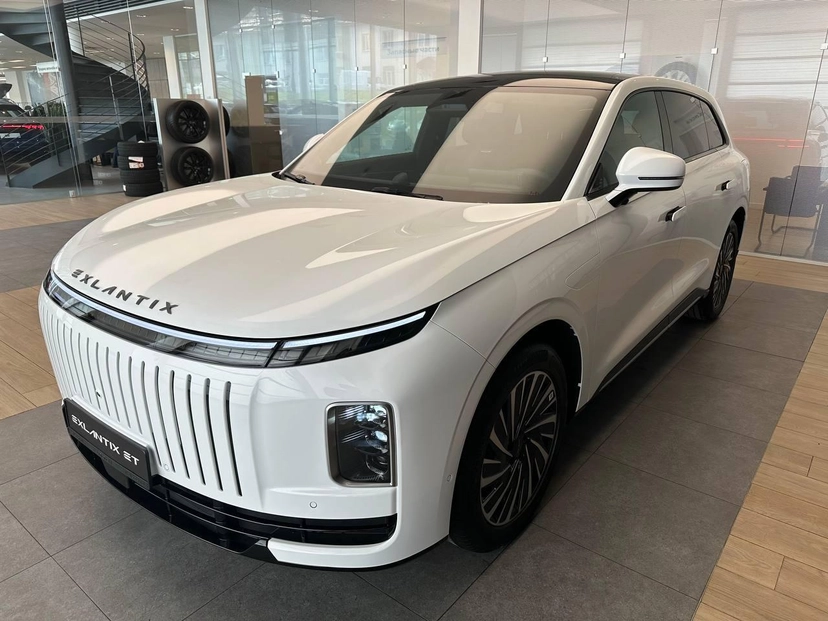 Автомобиль EXEED EXLANTIX ET I поколение 1.5hyb AT 4WD (469 л.с.) Top Белый 2025