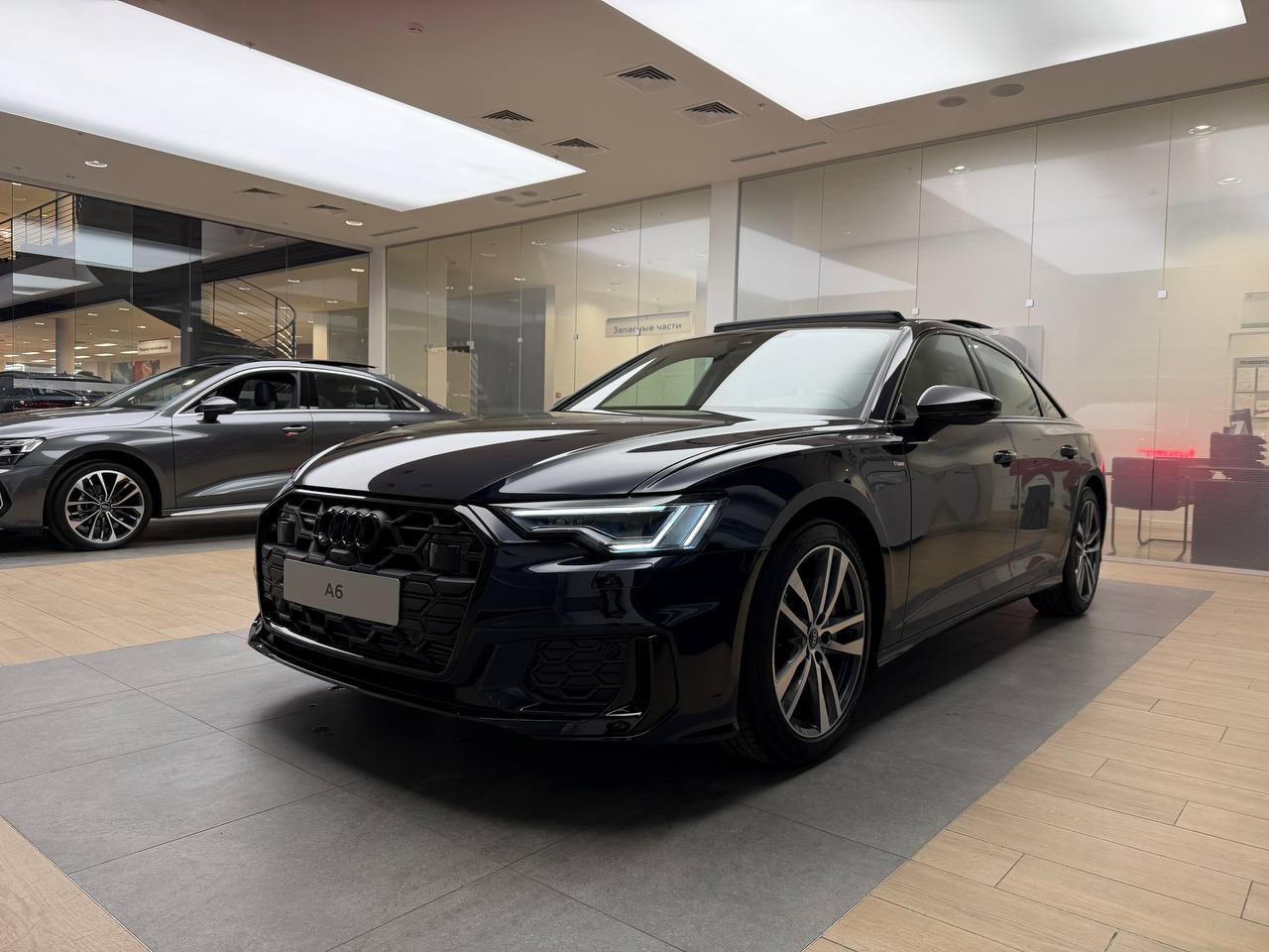 главное изображение транспортного средства