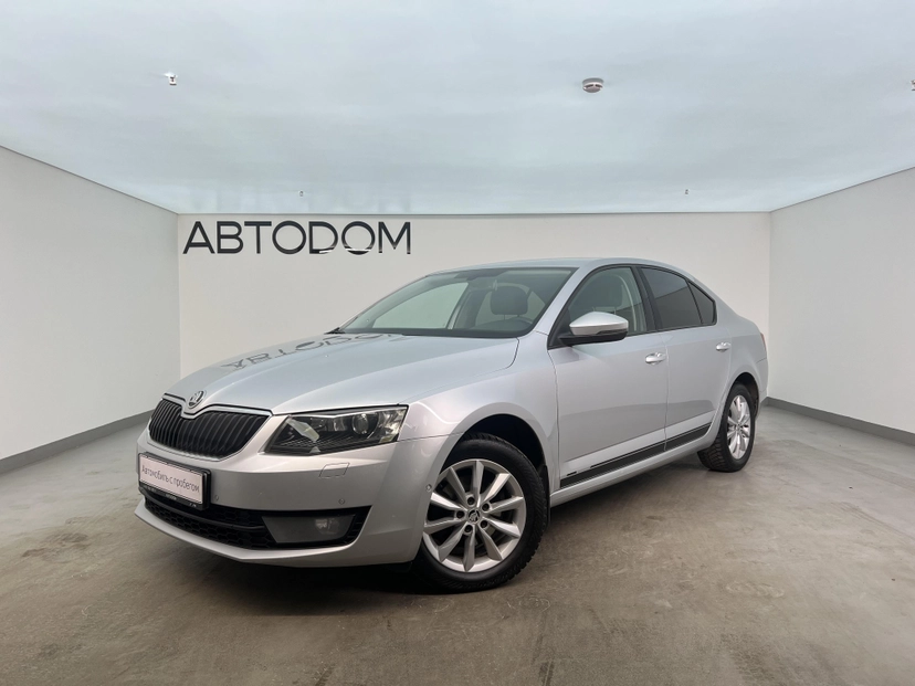 Автомобиль Skoda Octavia III поколение (A7) 2.0d AMT (143 л.с.) Base Серебристый 2013 с пробегом 236 400 км