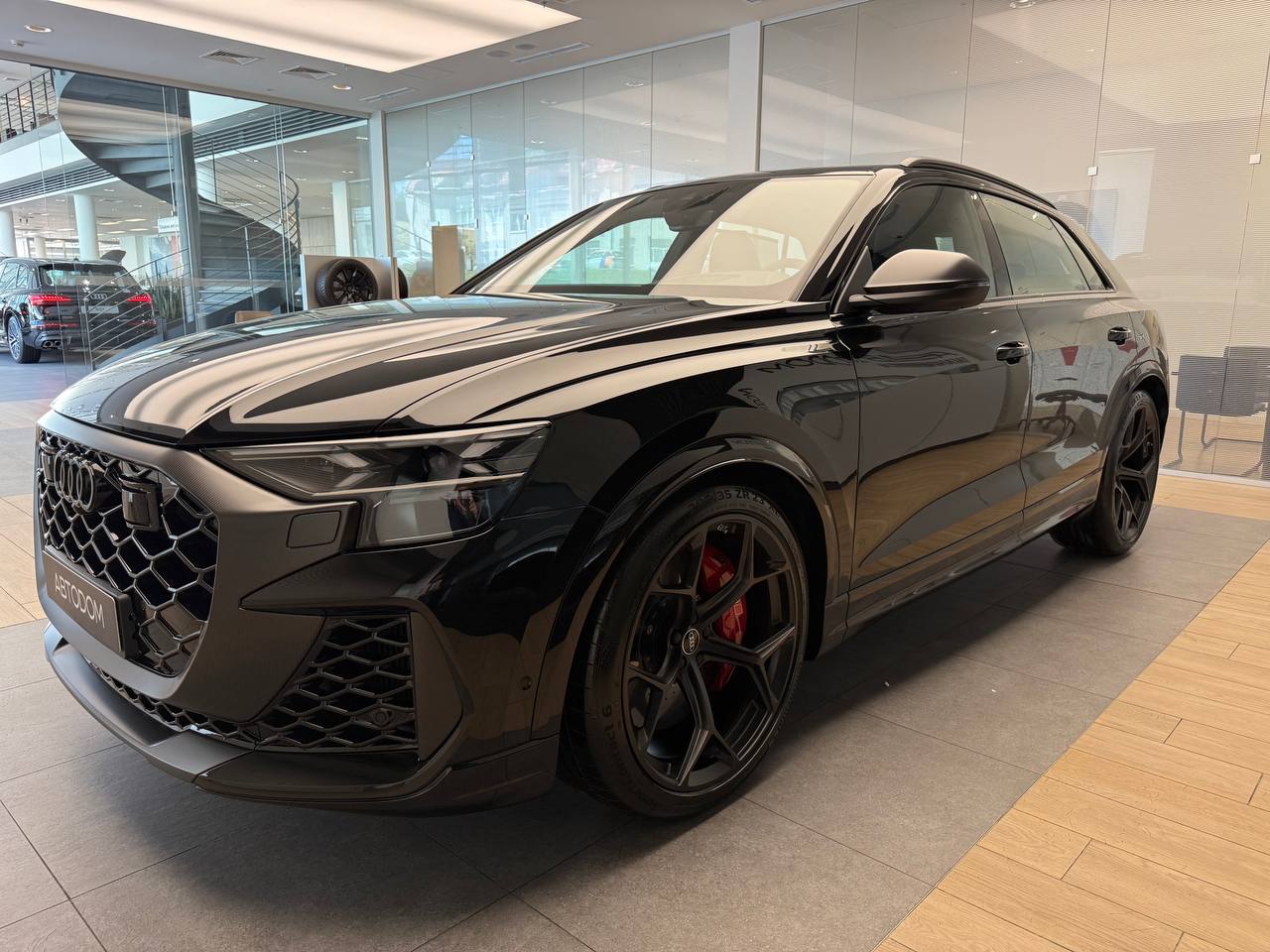 Audi RS Q8 I [рестайлинг] 4.0 AT 4WD (600 л.с.) Кватро типтроник Чёрный 2026 
