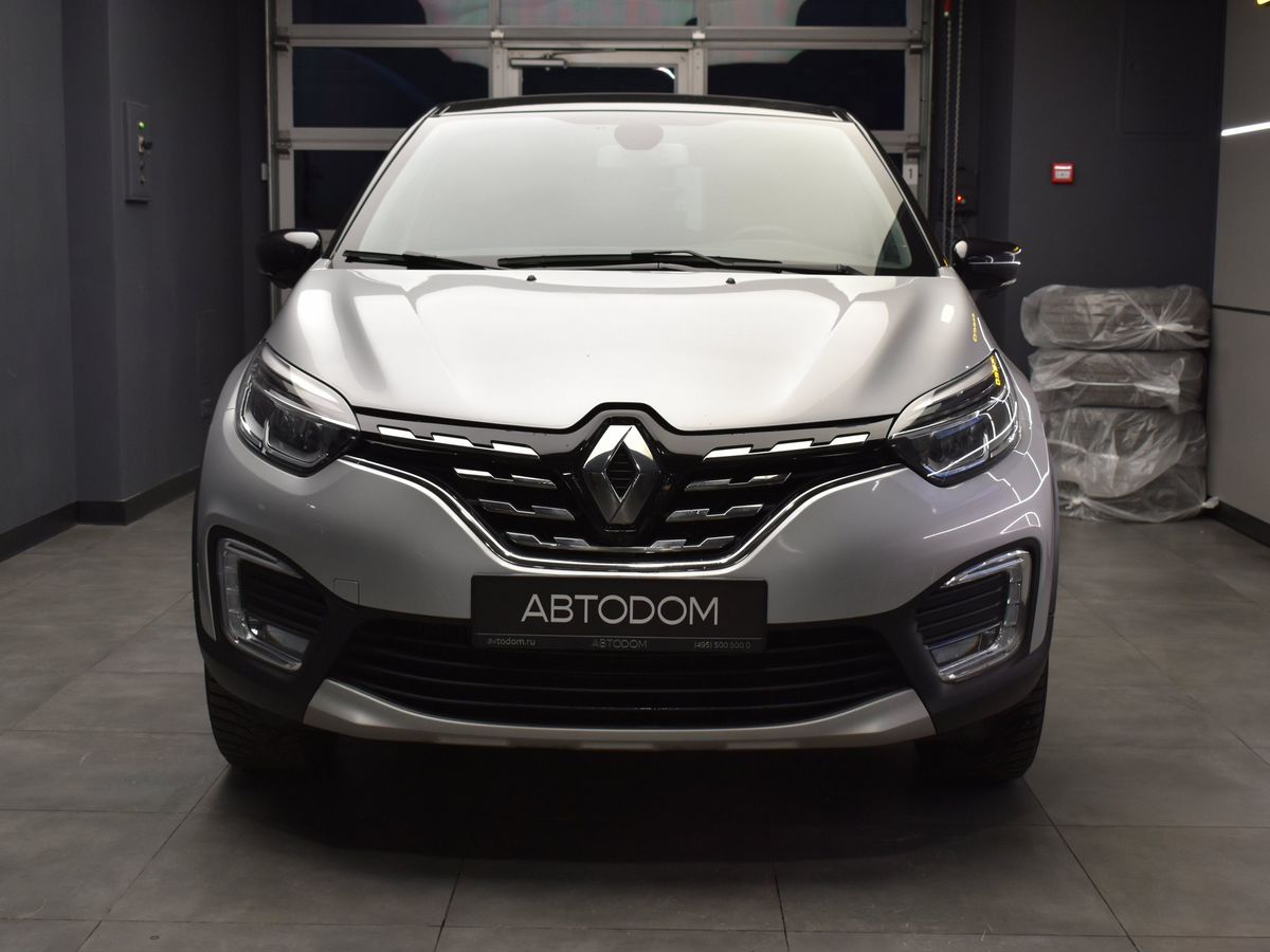 Автомобиль Renault Kaptur I [рестайлинг] 1.3 CVT (150 л.с.) Base Чёрный 2020 с пробегом 58 383 км