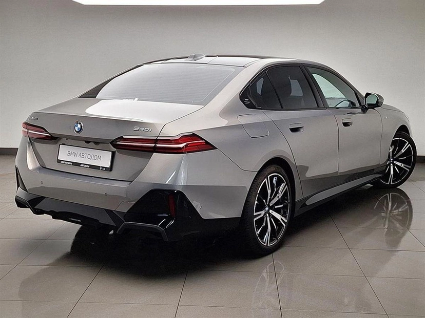 Автомобиль BMW 5 серии VIII поколение (G60) 2.0 AT 4WD (258 л.с.) Sport Бежевый 2025 с пробегом 1 850 км