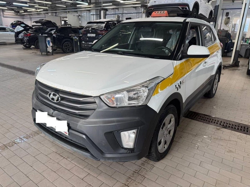 Автомобиль Hyundai Creta I поколение 1.6 AT (123 л.с.) Comfort Plus Белый 2018 с пробегом 402 982 км