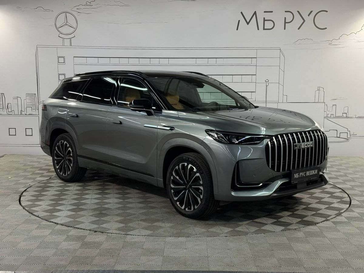 Автомобиль Jaecoo J8 I поколение 2.0 AMT 4WD (249 л.с.) Комфорт (2-цв.) Серый 2024 с пробегом 20 000 км