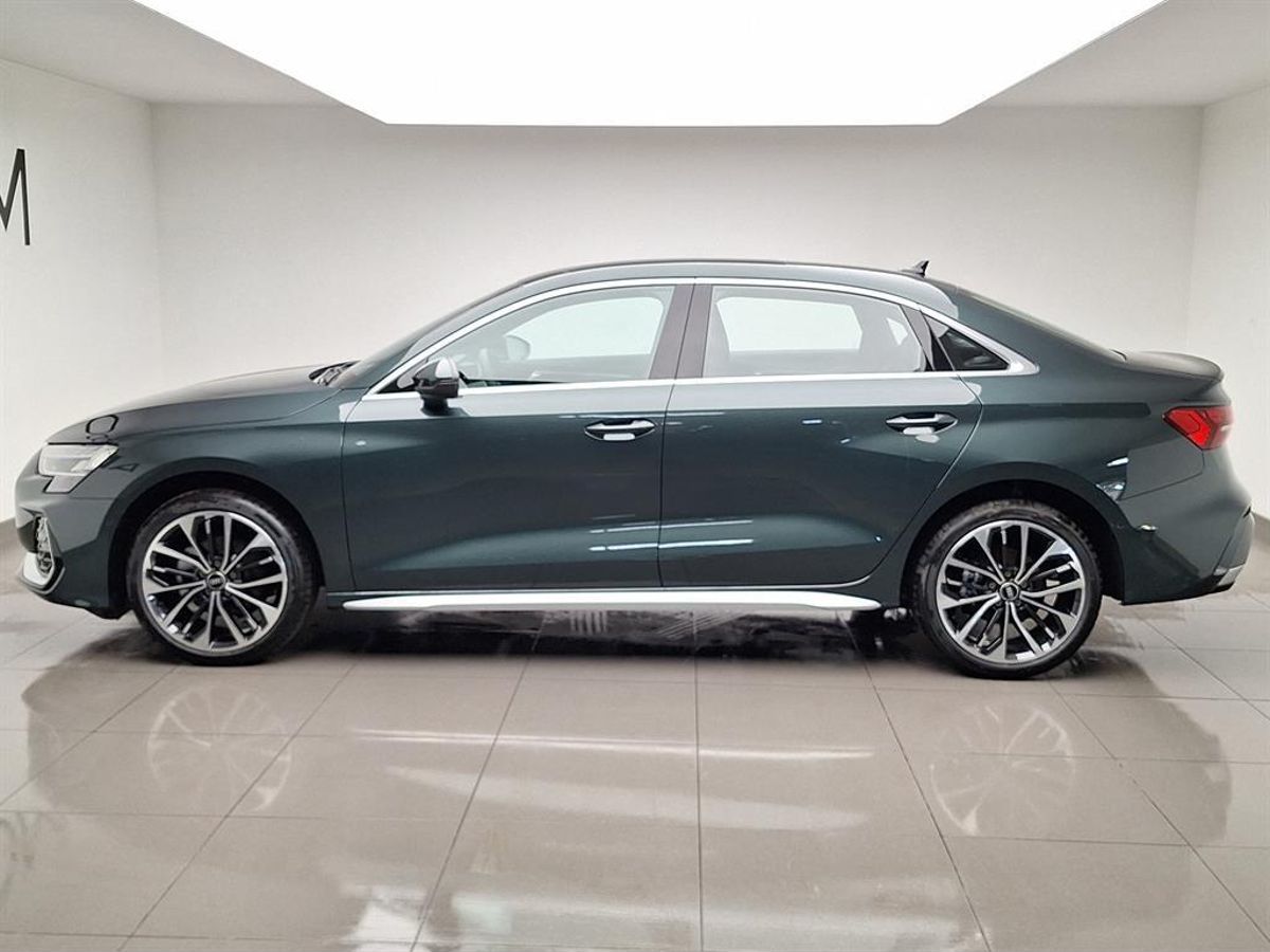 главное изображение транспортного средства