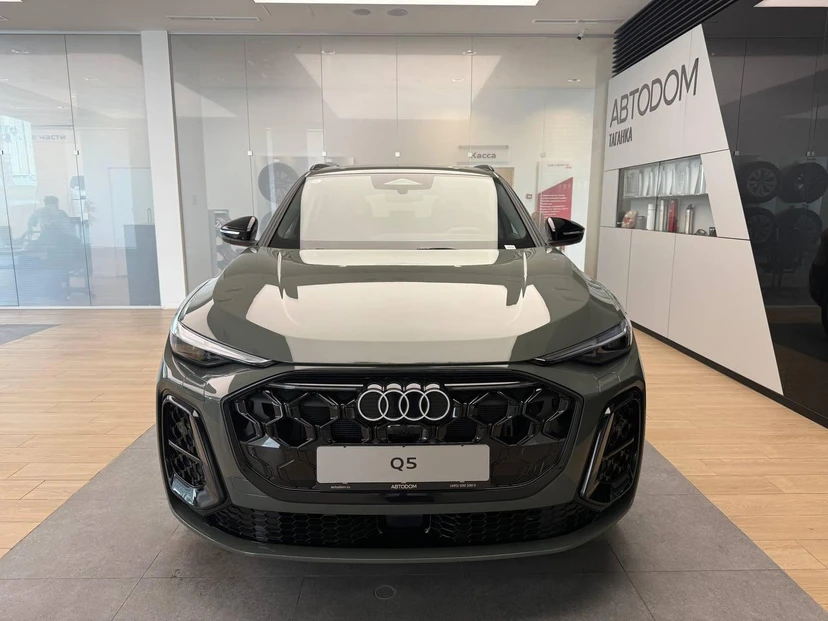 Автомобиль Audi Q5 III поколение 2.0 AMT 4WD (204 л.с.) 40 TFSI Quattro Зелёный 2026