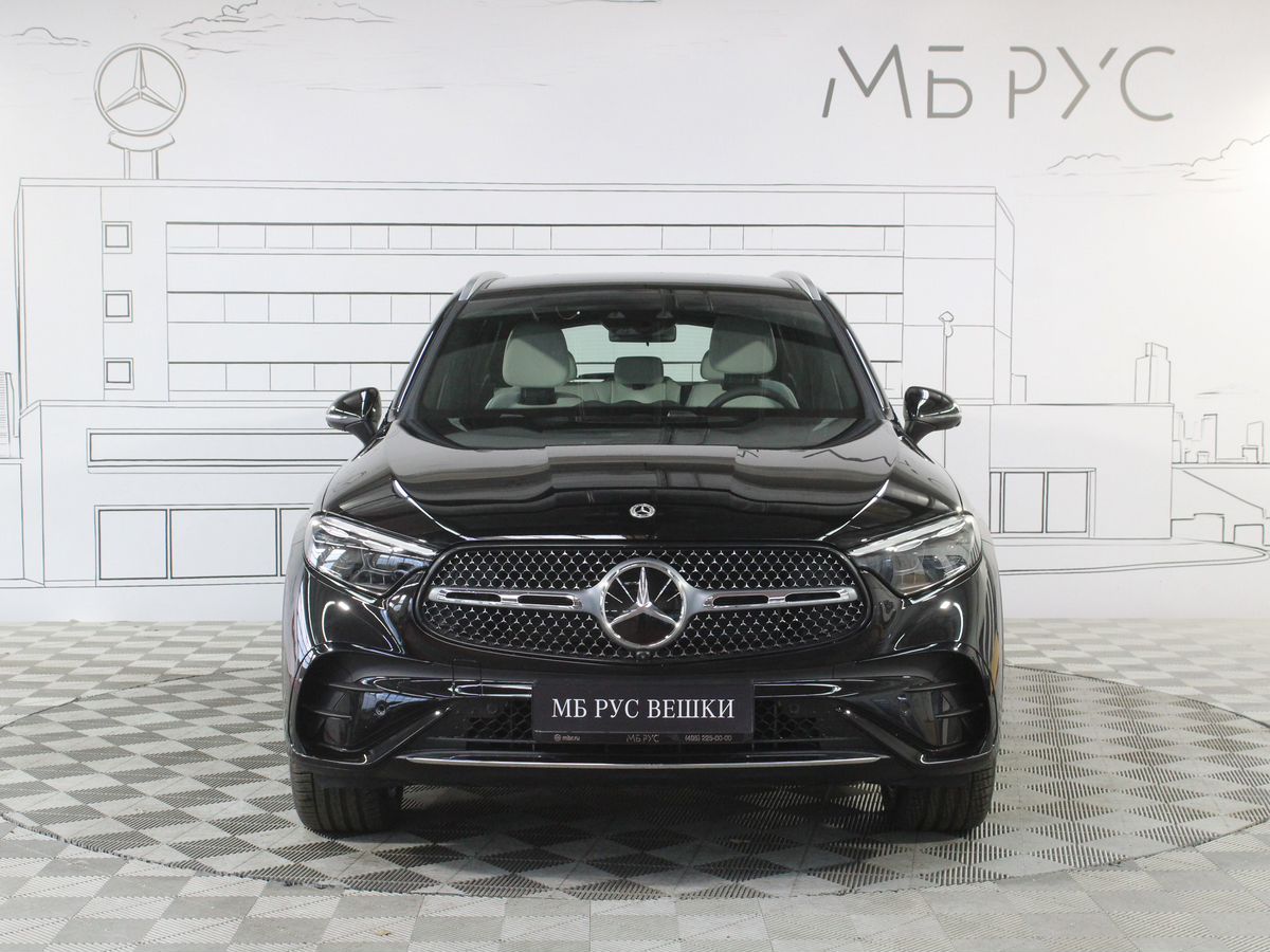 Автомобиль Mercedes-Benz GLC II поколение (X254) 2.0 AT 4Matic (258 л.с.) Base Чёрный 2025 с пробегом 20 км