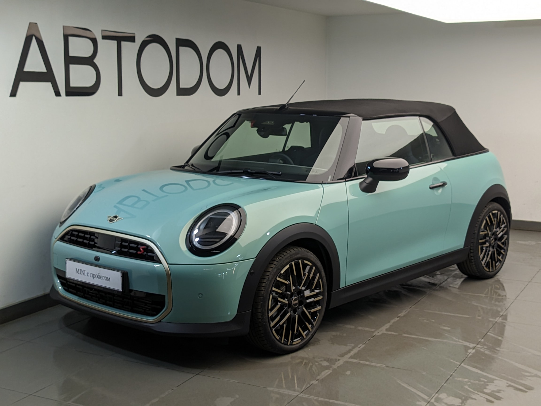 MINI Cabrio IV поколение S 2.0 AT (204 л.с.) Cooper S Зелёный 2024 