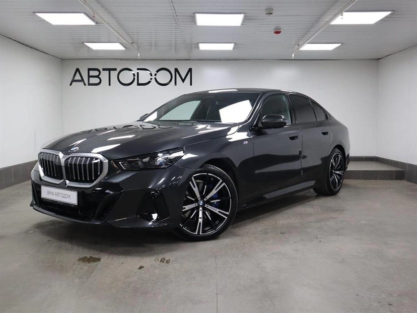 Автомобиль BMW 5 серии VIII поколение (G60) 2.0 AT 4WD (258 л.с.) M Sport Серый 2024