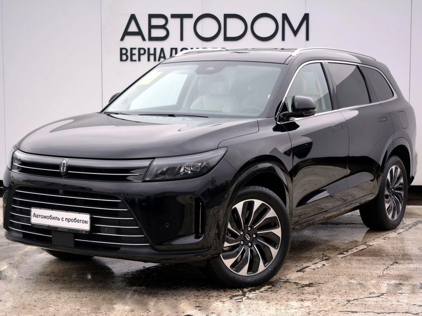Автомобиль AITO M7 I поколение 1.5hyb AT 4WD (449 л.с.) Luxury Чёрный 2023 с пробегом 50 км