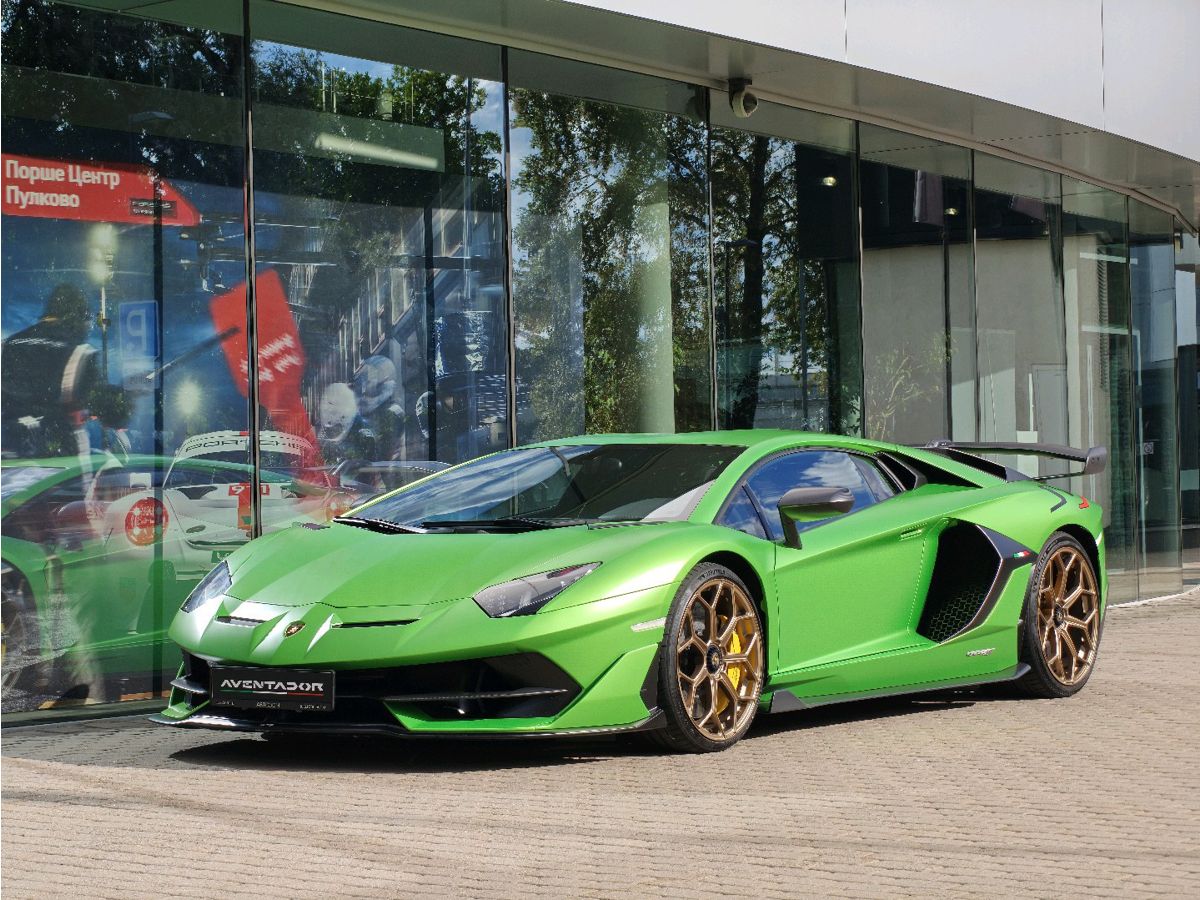 Lamborghini Aventador I [рестайлинг] SVJ 6.5 AMT 4WD (770 л.с.) SVJ Зелёный 2020 с пробегом 5 689 км