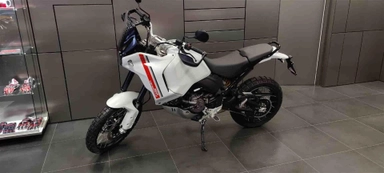 Мотоцикл Ducati DesertX I поколение DesertX Base Белый 2022 с пробегом 1 км