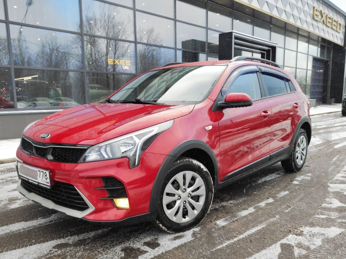 Автомобиль Kia Rio IV [рестайлинг] 1.6 AT (123 л.с.) Luxe Красный 2021 с пробегом 68 589 км