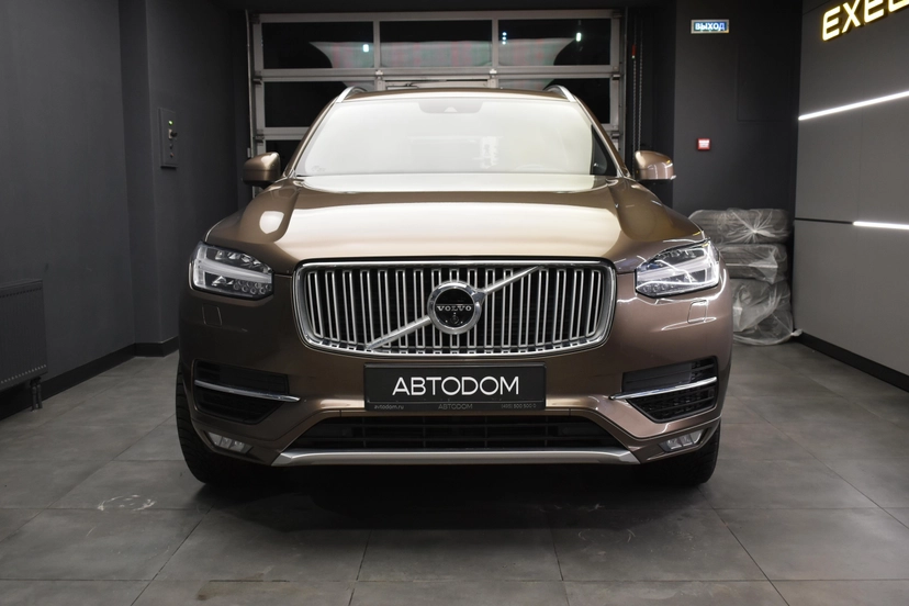 Автомобиль Volvo XC90 II поколение 2.0d AT 4WD (7 мест) (235 л.с.) Inscription (7 мест) Коричневый 2018 с пробегом 94 941 км