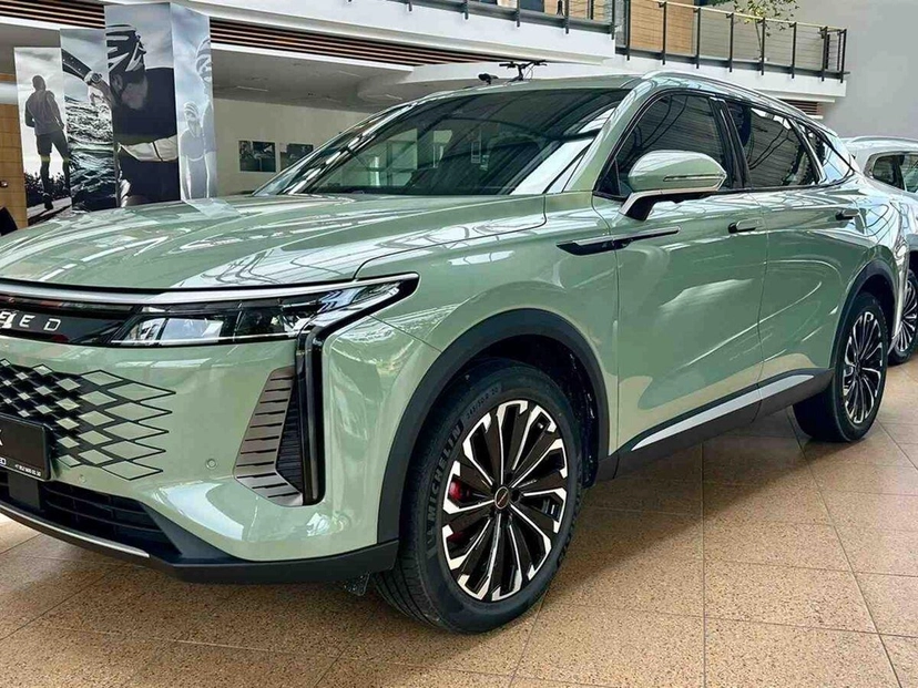 Автомобиль EXEED RX I поколение 2.0 AMT 4WD (197 л.с.) Urban Зелёный 2025