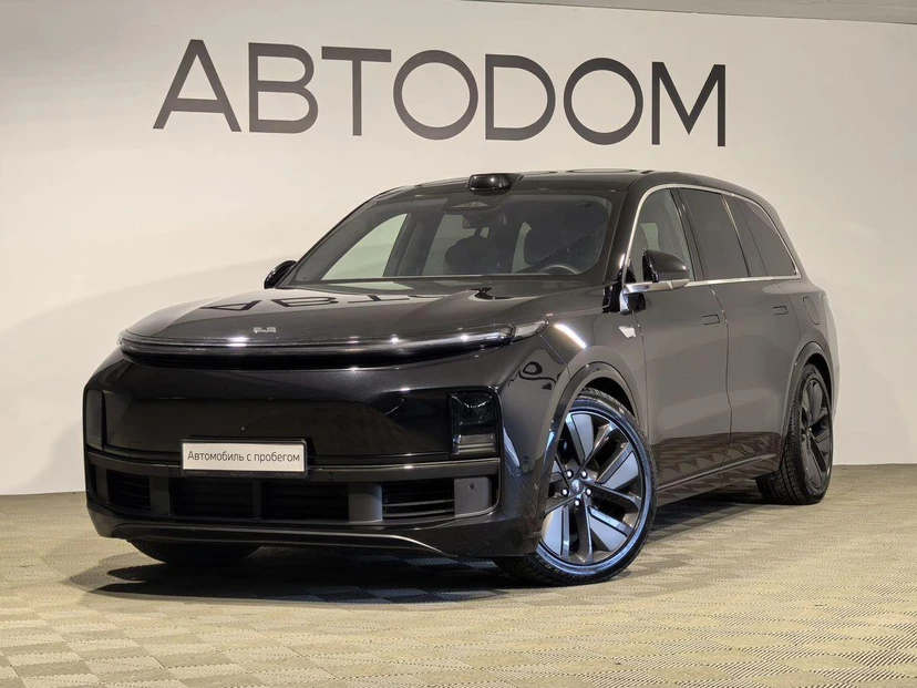 Автомобиль LiXiang L9 I поколение 1.5hyb AT 4WD (449 л.с.) Max Чёрный 2023 с пробегом 6 051 км