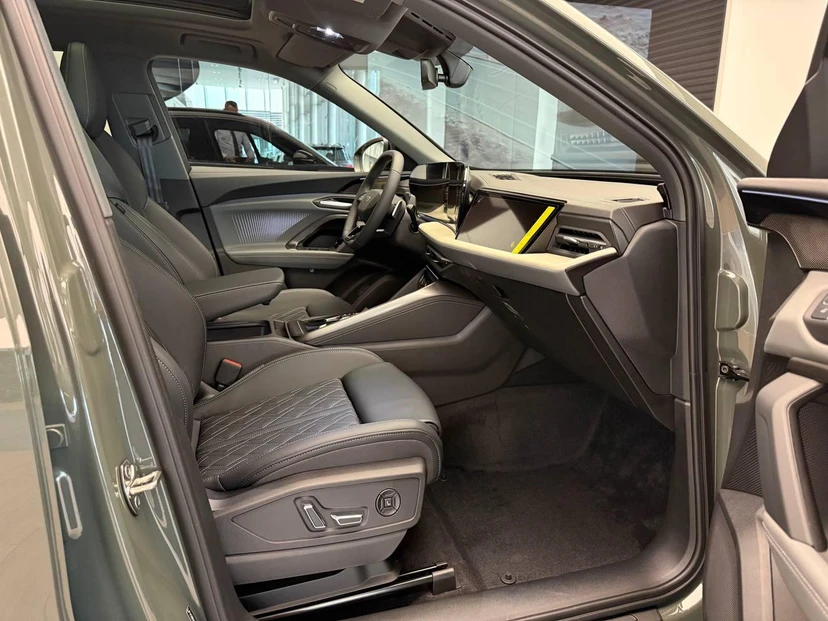 Автомобиль Audi Q5 III поколение 2.0 AMT 4WD (204 л.с.) 40 TFSI Quattro Зелёный 2026