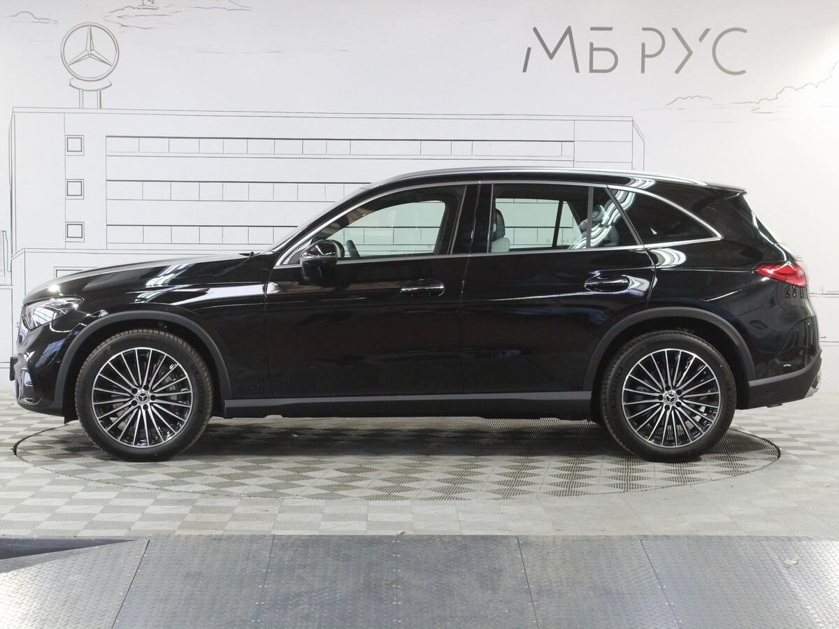 Автомобиль Mercedes-Benz GLC II поколение (X254) 2.0 AT 4Matic (258 л.с.) Base Чёрный 2025 с пробегом 20 км