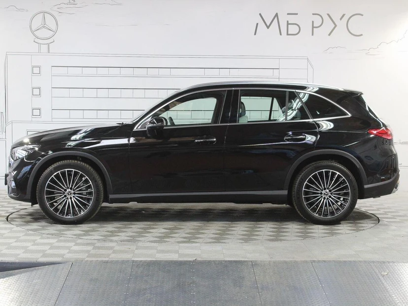 Автомобиль Mercedes-Benz GLC II поколение (X254) 2.0 AT 4Matic (258 л.с.) Base Чёрный 2025 с пробегом 20 км
