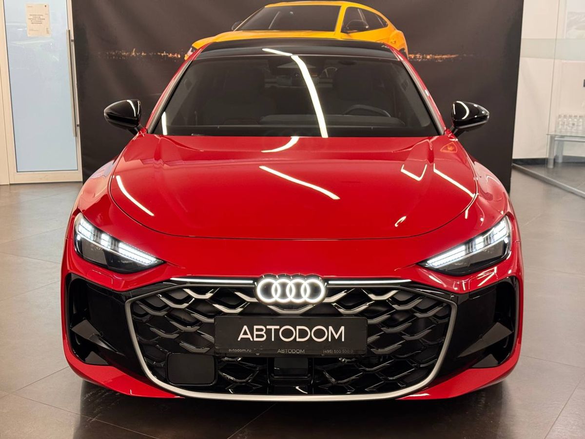 Автомобиль Audi A5 III поколение (B10) 2.0 AMT 4WD (204 л.с.) Sport Красный 2025 с пробегом 9 км