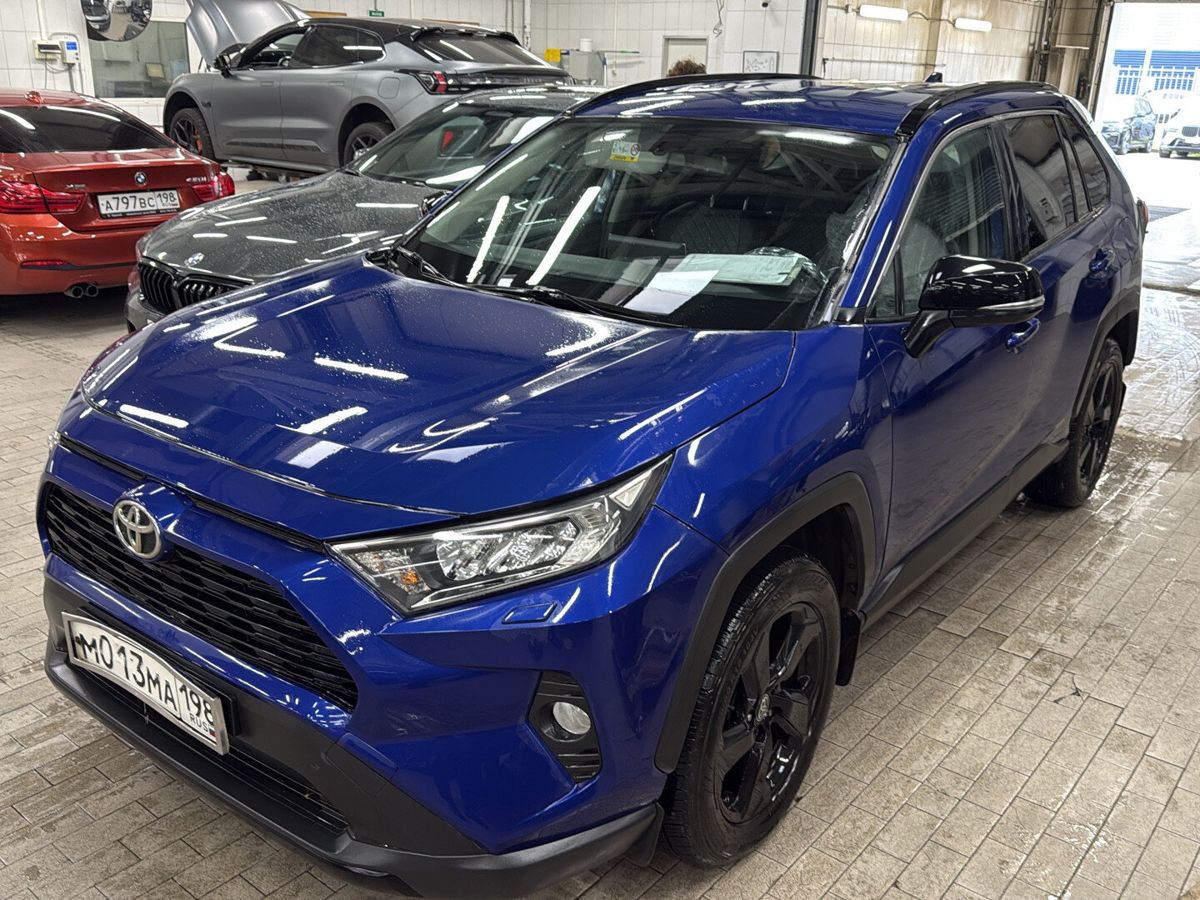 Toyota RAV4 V поколение (XA50) 2.5 AT 4WD (199 л.с.) Comfort Синий 2021 с пробегом 98 255 км