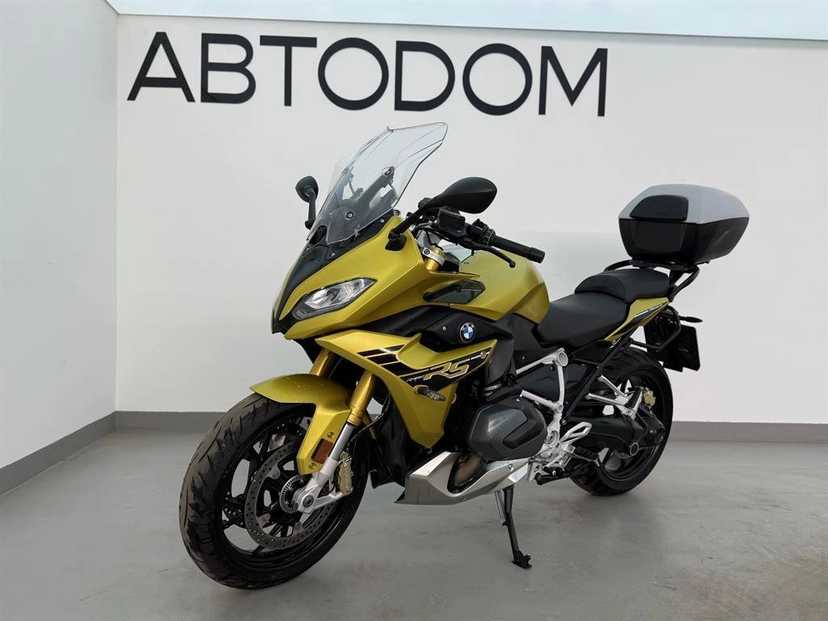 Мотоцикл BMW Motorrad R 1250 RS I поколение R 1250 RS Base Золотой 2019 с пробегом 25 727 км