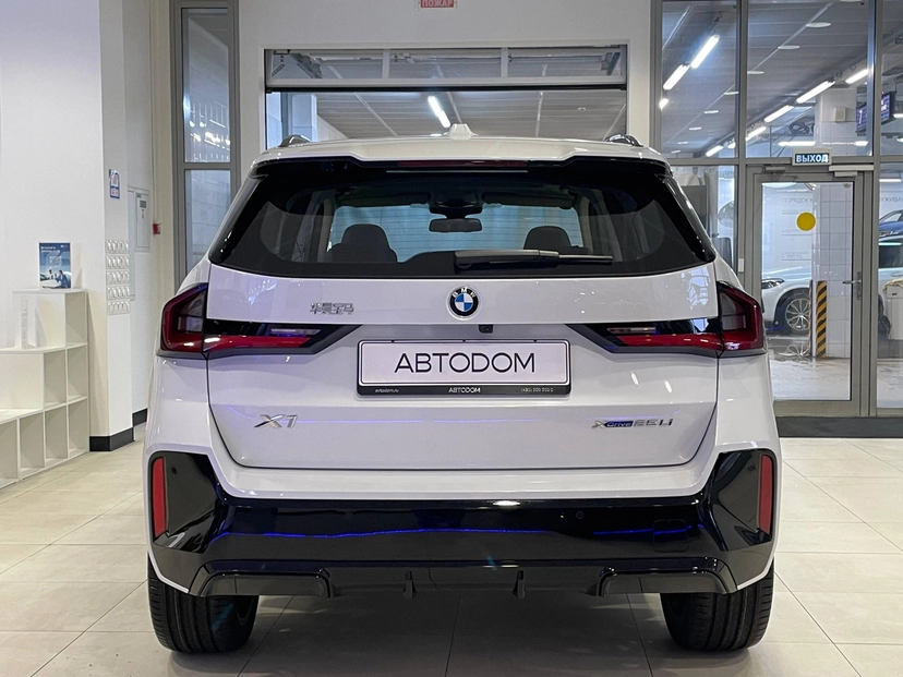 Автомобиль BMW X1 III поколение (U11) 2.0 AMT 4WD (204 л.с.) Base Белый 2025