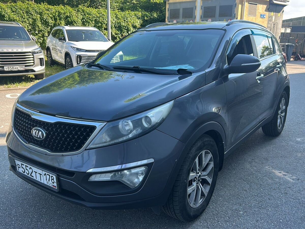 Kia Sportage III [рестайлинг] 2.0 AT (150 л.с.) Luxe Серый 2014 с пробегом 281 726 км