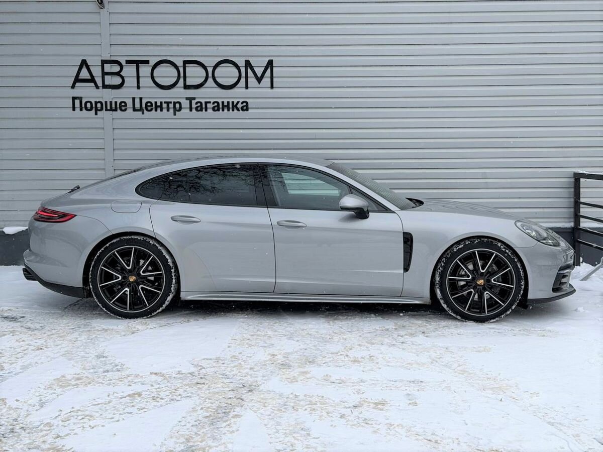 Автомобиль Porsche Panamera II поколение 4 3.0 AMT 4WD (330 л.с.) 4 Серебристый 2019 с пробегом 94 845 км