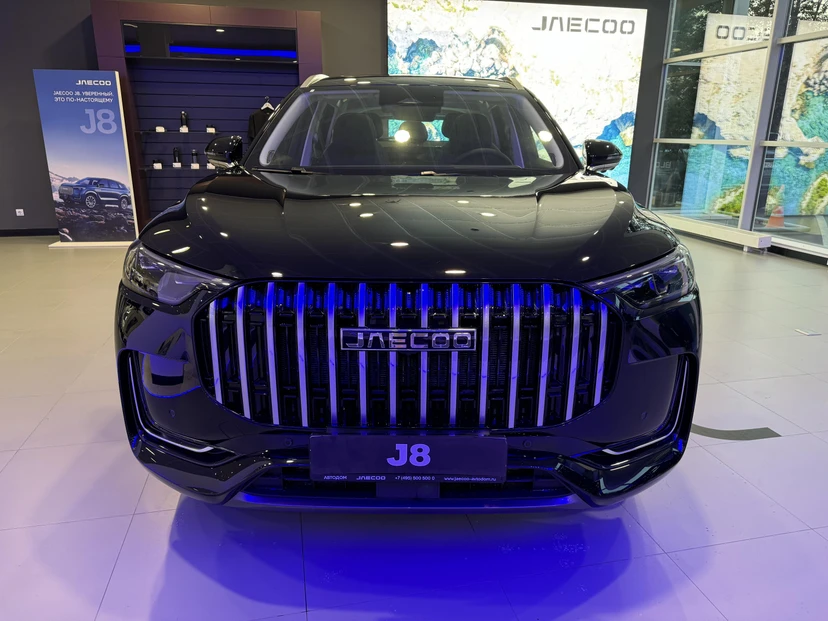 Автомобиль Jaecoo J8 I поколение 2.0 AMT 4WD (249 л.с.) Комфорт Чёрный 2025